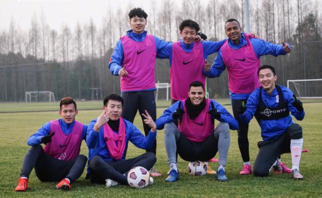 世界杯手机观看平台-【2021中超前瞻】争冠格局：广州低调 申花泰山强势